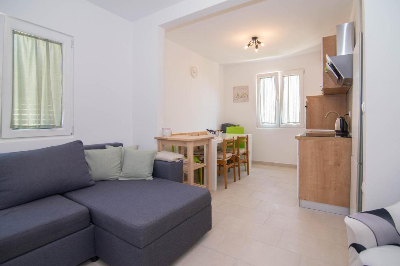 Ivana C6 Veli Lošinj المظهر الخارجي الصورة